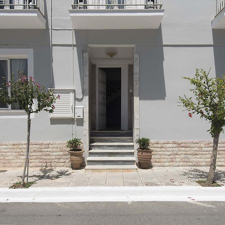 Hotel Finikas 迈索尼 外观 照片
