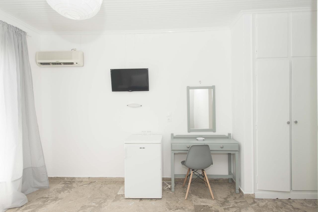 Hotel Finikas 迈索尼 外观 照片