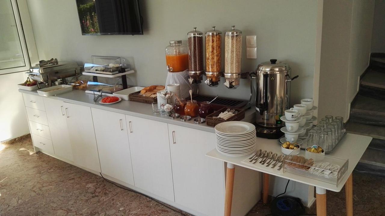 Hotel Finikas 迈索尼 外观 照片